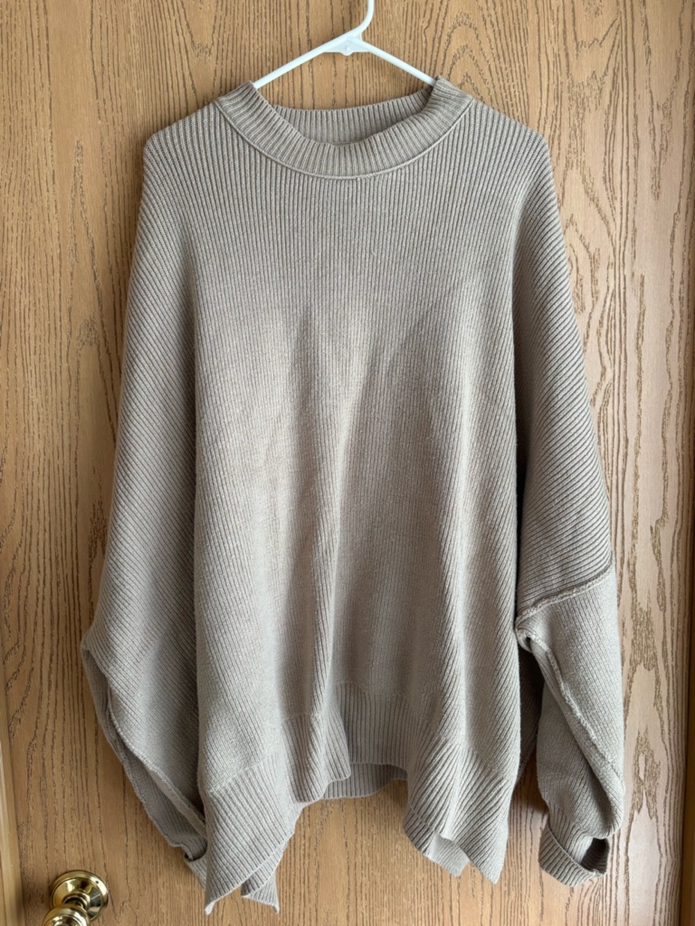 Free People Oversized Ribbed Crewneck Sweater in Light Taupe